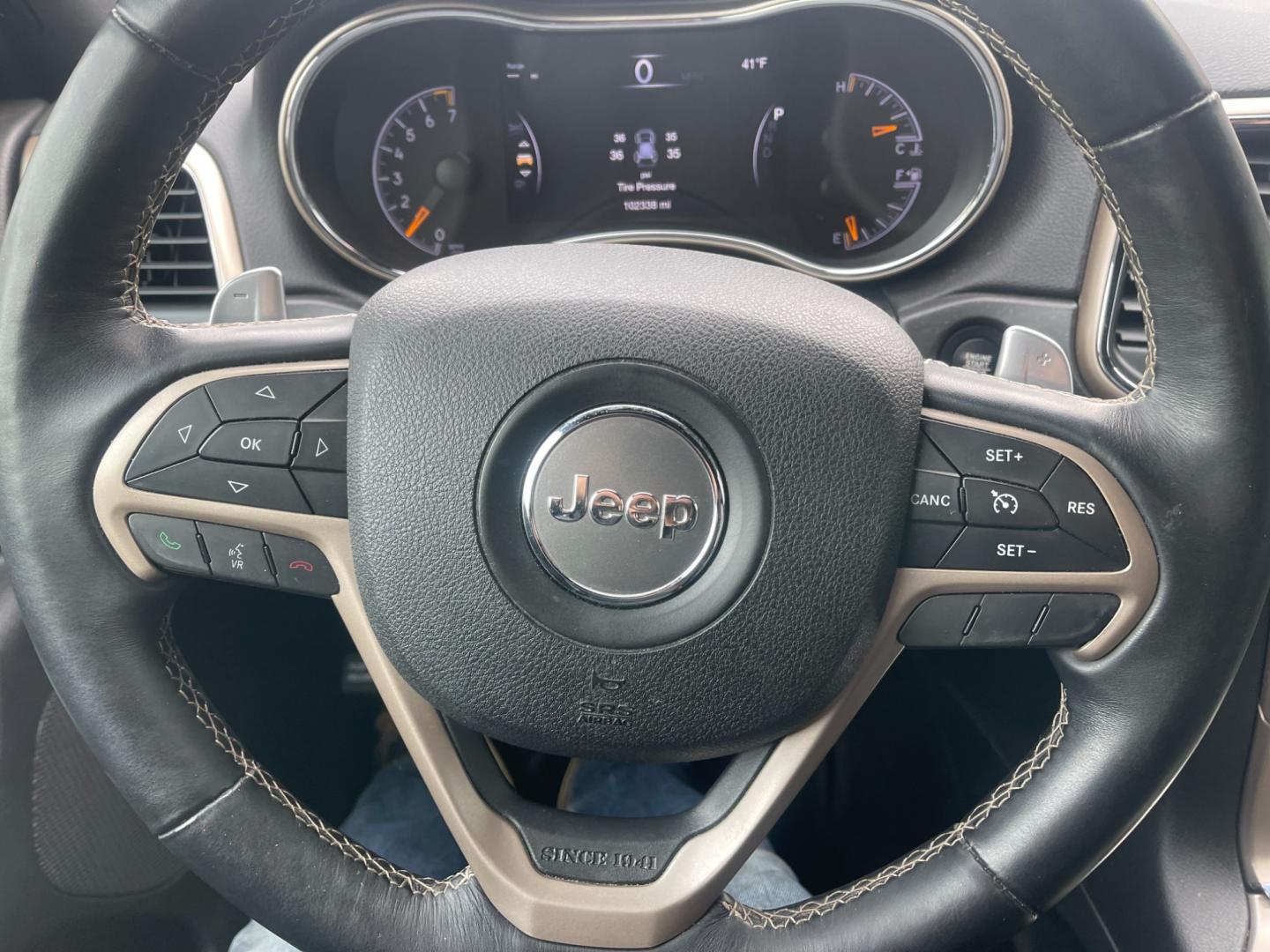 2017 Gray /Black Jeep Grand Cherokee Limited 4WD (1C4RJFBG9HC) with an 3.6L V6 DOHC 24V engine, 8A transmission, located at 547 E. Main St., Orwell, OH, 44076, (440) 437-5893, 41.535435, -80.847855 - Photo#24